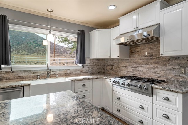 Detail Gallery Image 21 of 74 For 28736 Warren Rd, Hemet,  CA 92545 - 4 Beds | 3/1 Baths