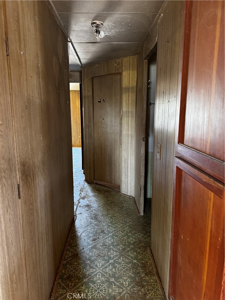 https://media.crmls.org/medias/0e508643-38fa-49cb-a8ff-a1063daa0579.jpg?preset=X-Large