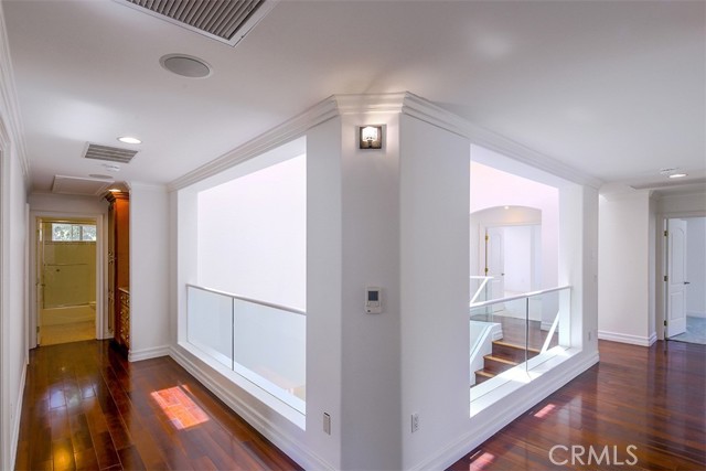 801 S Michillinda Avenue, Pasadena CA: https://media.crmls.org/medias/0e5171fd-762d-491f-91cd-dfa31ac0e230.jpg
