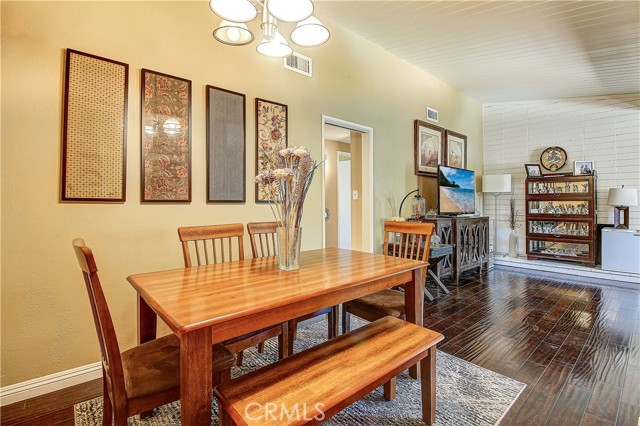2993 Priscilla Street, Riverside CA: https://media.crmls.org/medias/0e52f616-8790-4716-84dd-1c594c6f4d87.jpg