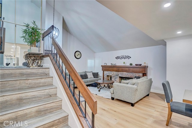 17 Westbrook Lane, Pomona CA: https://media.crmls.org/medias/0e531597-7863-4ae1-90c9-5139c75ca447.jpg
