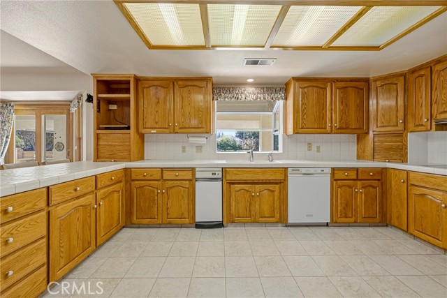 Detail Gallery Image 39 of 71 For 2394 E South Bear Creek Dr, Merced,  CA 95340 - 4 Beds | 4/1 Baths