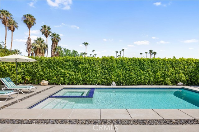 73534 Silver Moon Trail, Palm Desert CA: https://media.crmls.org/medias/0e53f072-d534-4d36-b665-bed676c4c833.jpg