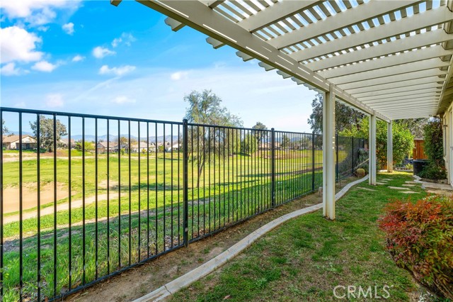 570 Olazabal Drive, Hemet CA: https://media.crmls.org/medias/0e544456-5870-49ae-9f79-0fae3e8e4b50.jpg