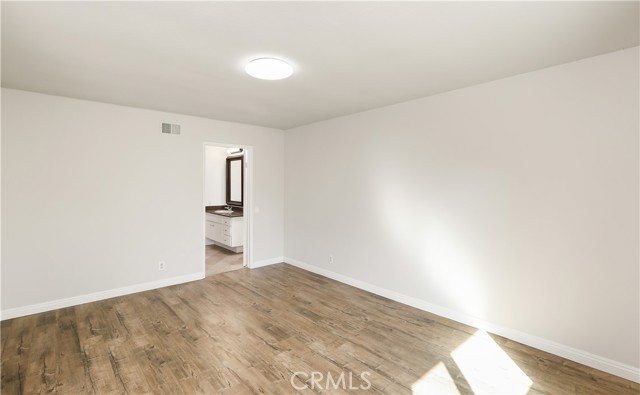 Detail Gallery Image 16 of 36 For 5136 Thorn Tree Ln, Irvine,  CA 92612 - 2 Beds | 2 Baths