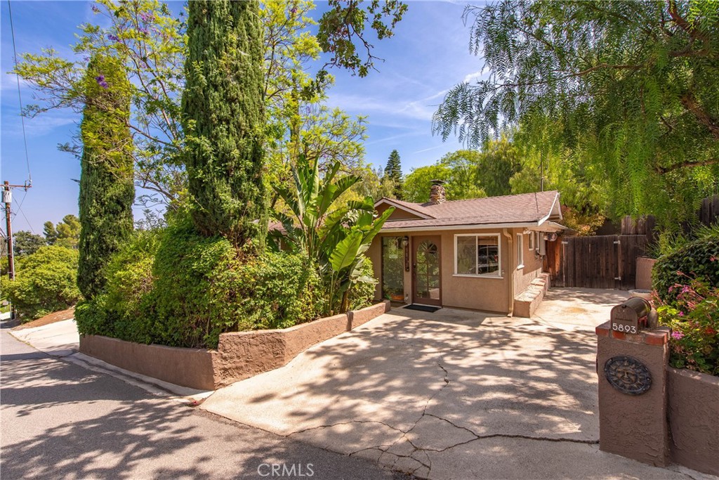 5893 Oak Knolls Road
