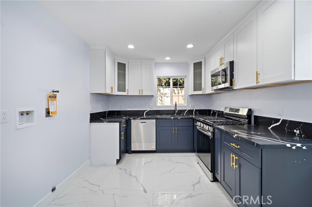 Detail Gallery Image 37 of 66 For 14712 Newland St, Midway City,  CA 92655 - 8 Beds | 6 Baths