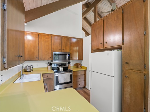 Detail Gallery Image 17 of 40 For 1153 Silver Tip Ln, Fish Camp,  CA 93623 - 3 Beds | 2 Baths