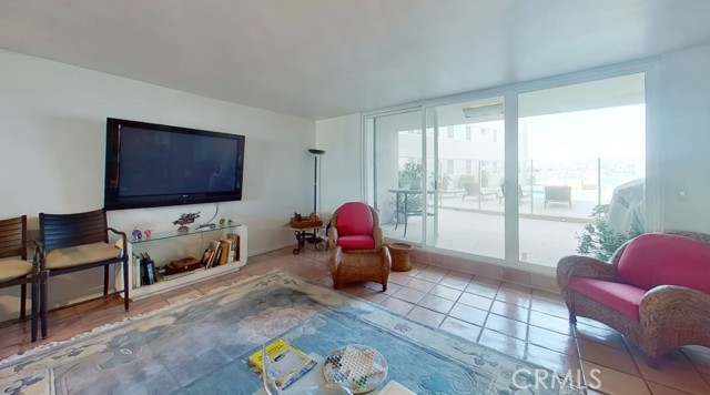 310 Fernando Street # 112, Newport Beach, California 92661, 2 Bedrooms Bedrooms, ,2 BathroomsBathrooms,Residential Lease,For Rent,310 Fernando Street # 112,CRNP24215927