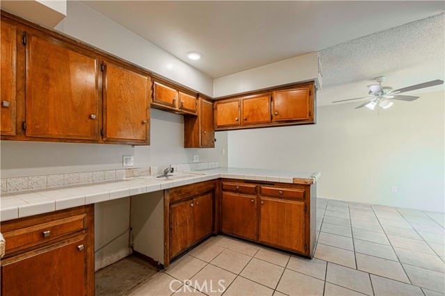 Detail Gallery Image 12 of 26 For 5101 Hunter Ave, Bakersfield,  CA 93309 - 3 Beds | 1/1 Baths