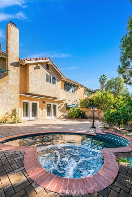 Detail Gallery Image 15 of 36 For 19314 Yolie, Tarzana,  CA 91356 - 4 Beds | 4 Baths