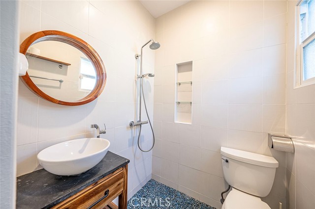 Detail Gallery Image 5 of 28 For 1339 W Temple St, Echo Park,  CA 90026 - 2 Beds | 2 Baths