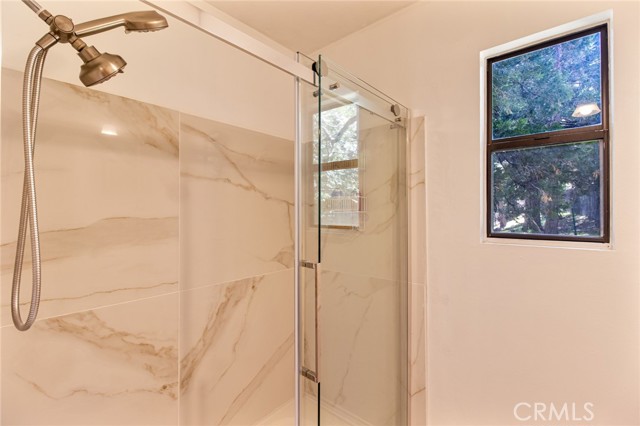 Detail Gallery Image 12 of 27 For 28975 Alder Ter, Cedar Glen,  CA 92321 - 4 Beds | 2 Baths