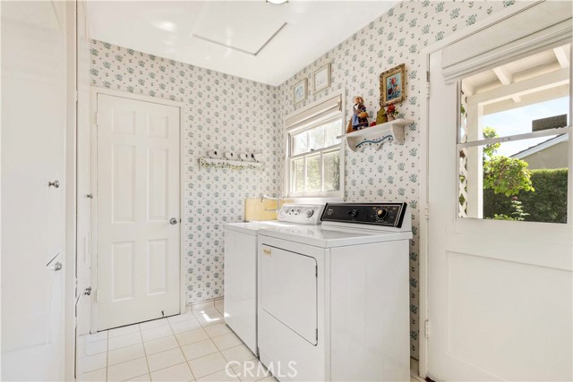 408 Oxford Drive, Arcadia CA: https://media.crmls.org/medias/0e5946ca-0e89-4ada-9f8b-1581ced5222c.jpg
