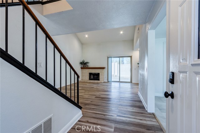 Detail Gallery Image 4 of 38 For 11721 Mount Sterling Ct, Rancho Cucamonga,  CA 91737 - 4 Beds | 3 Baths