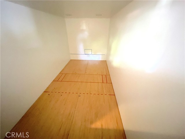 Detail Gallery Image 33 of 39 For 2563 Plaza Del Amo #304,  Torrance,  CA 90503 - 2 Beds | 2 Baths