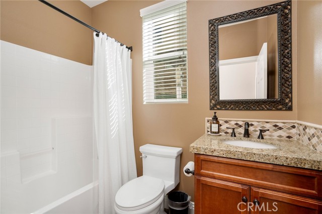 Detail Gallery Image 35 of 52 For 20530 Cheryl Ln, Saugus,  CA 91350 - 5 Beds | 4 Baths