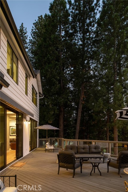 420 Golf Course Road, Lake Arrowhead CA: https://media.crmls.org/medias/0e5a4654-cfff-4728-83e6-bc8dc6345ac8.jpg
