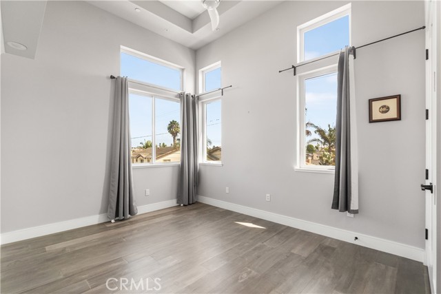 Detail Gallery Image 41 of 50 For 1303 Harkness Ln, Redondo Beach,  CA 90278 - 5 Beds | 4/1 Baths