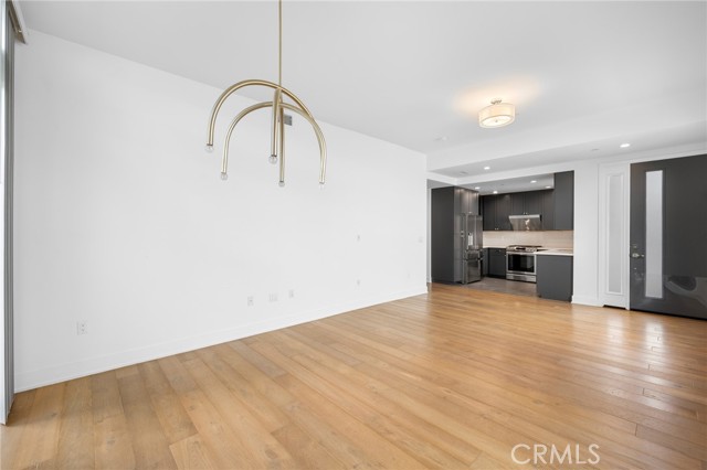 Detail Gallery Image 10 of 39 For 125 Hurlbut St #108,  Pasadena,  CA 91105 - 2 Beds | 2 Baths