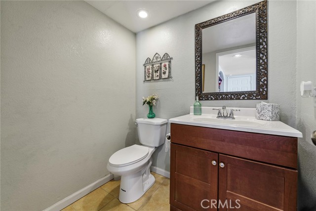 22075 Naples Drive, Moreno Valley CA: https://media.crmls.org/medias/0e5ac735-08c7-4e74-a851-c93c74d3494a.jpg