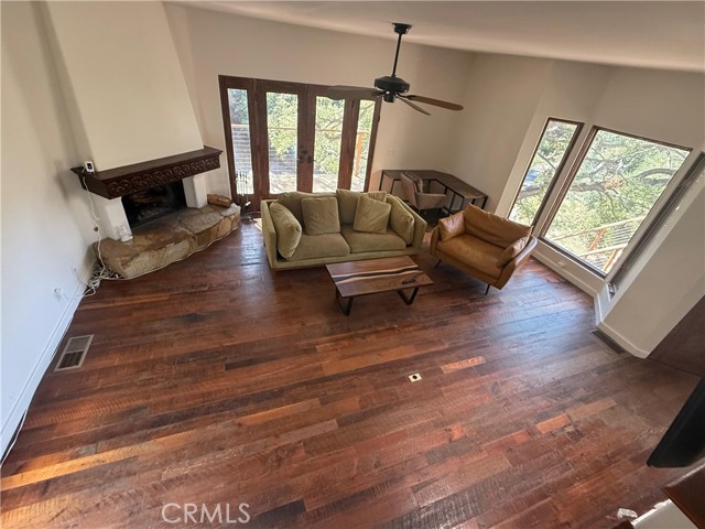 Detail Gallery Image 13 of 30 For 2045 Lookout Dr, Agoura Hills,  CA 91301 - 2 Beds | 2/1 Baths