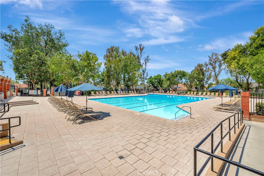 MLS #OC25183386 img 30