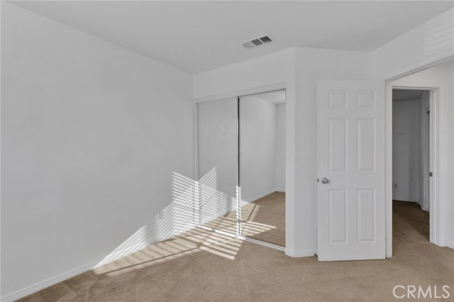 Detail Gallery Image 15 of 28 For 13816 Grant, Oak Hills,  CA 92344 - 4 Beds | 3 Baths