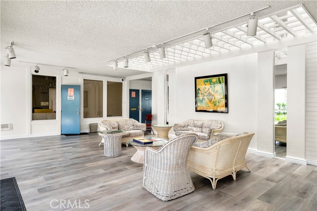 Detail Gallery Image 35 of 38 For 902 Camino Real #207,  Redondo Beach,  CA 90277 - 2 Beds | 2 Baths