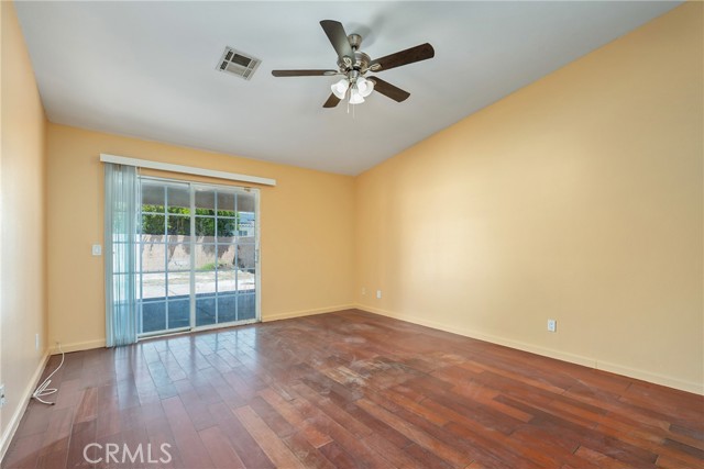 31950 Avenida El Pueblo, Cathedral City CA: https://media.crmls.org/medias/0e5b6019-026f-4223-8b5a-b7de5e5c31c0.jpg