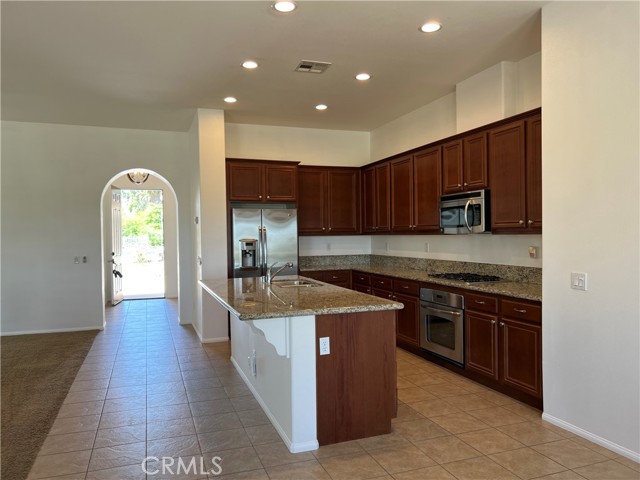 Image 15 of 53 For 77184 California Drive