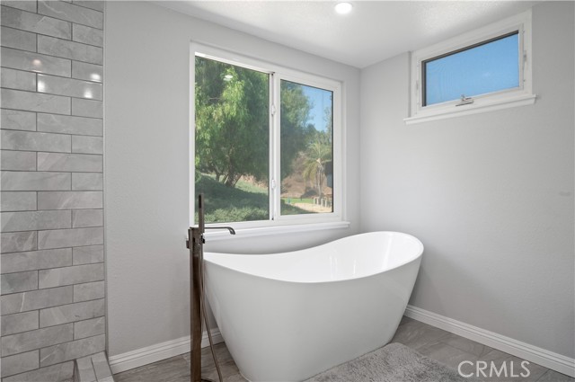 Detail Gallery Image 28 of 75 For 15536 Rhyolite Ct, Chino Hills,  CA 91709 - 4 Beds | 3 Baths