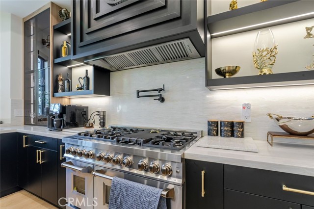 Detail Gallery Image 41 of 70 For 7714 Lasaine Ave, Northridge,  CA 91325 - 3 Beds | 4 Baths