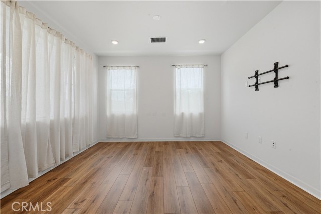 Detail Gallery Image 15 of 28 For 3520 E Peckham Paseo #6,  Ontario,  CA 91761 - 3 Beds | 3 Baths