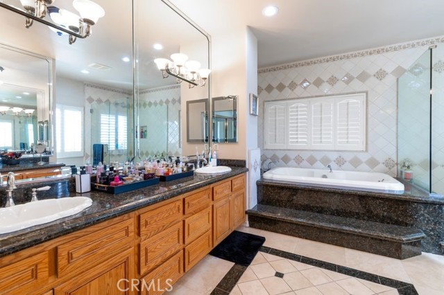 Detail Gallery Image 30 of 61 For 680 W Byron Ct, Upland,  CA 91784 - 6 Beds | 5 Baths