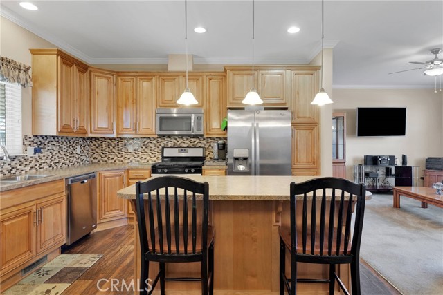 13393 Mariposa Road, Victorville CA: https://media.crmls.org/medias/0e5eb9e1-dd47-4e75-ae59-65b116b465c4.jpg