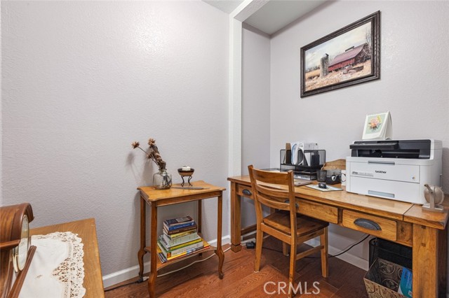 4742 Crow Road, Oakdale CA: https://media.crmls.org/medias/0e5f008e-f35c-4b48-a982-258ab9c94dba.jpg