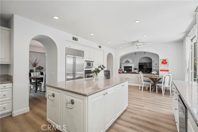 25 Winfield Drive, Ladera Ranch CA: https://media.crmls.org/medias/0e5f25c7-d11e-433f-b20f-1e27217f1559.jpg