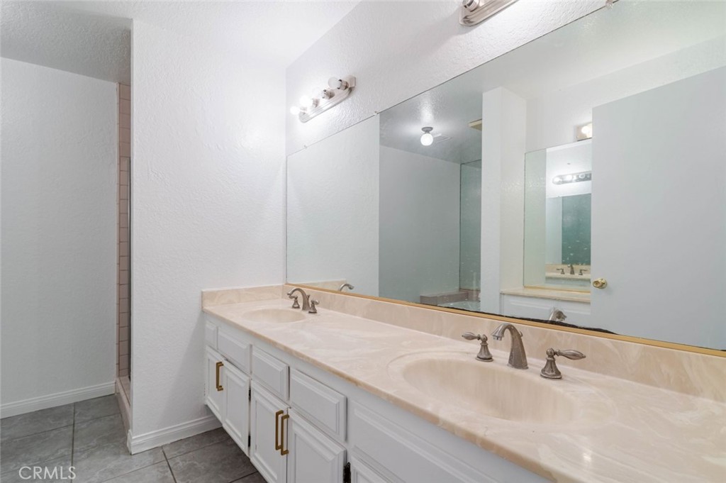 MLS #SR25221147 image #10