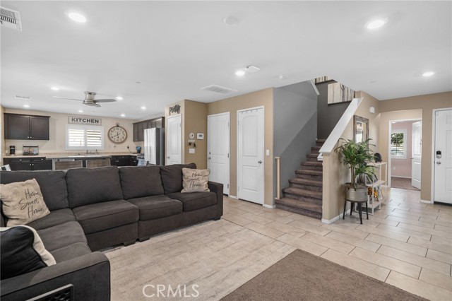 Detail Gallery Image 6 of 33 For 1260 Corte Del Sol, San Jacinto,  CA 92582 - 3 Beds | 2/1 Baths