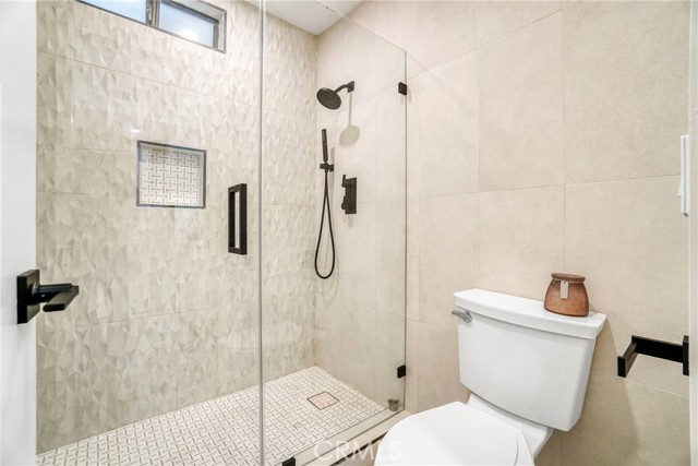 12938 Valleyheart Drive, Studio City CA: https://media.crmls.org/medias/0e6244f2-7f46-4796-999f-d04f007d3721.jpg