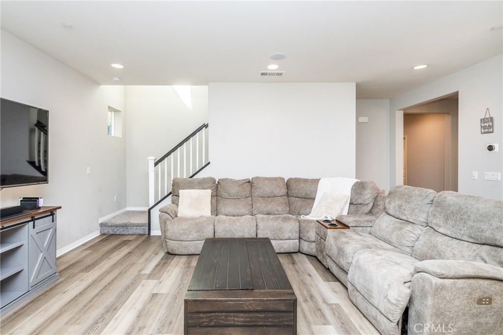 MLS #SW25093110 img 8