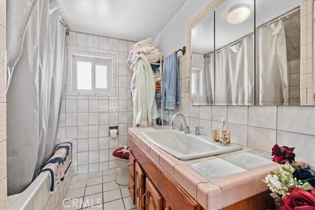 Detail Gallery Image 21 of 35 For 2823 E 6th, Los Angeles,  CA 90023 - 3 Beds | 2 Baths