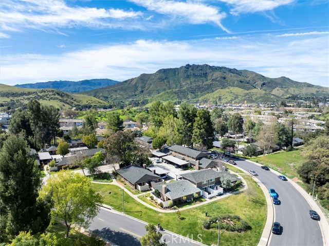 Detail Gallery Image 9 of 47 For 28888 Conejo View Dr, Agoura Hills,  CA 91301 - 2 Beds | 2 Baths