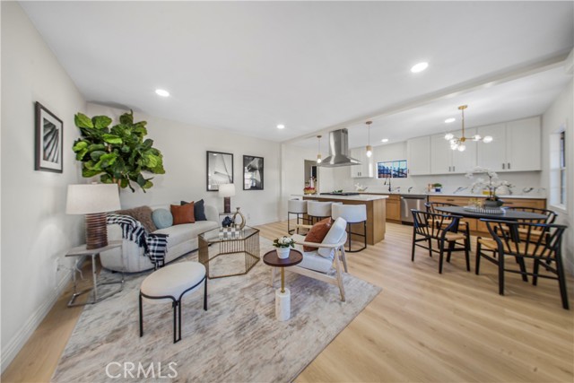 Detail Gallery Image 2 of 27 For 14935 Hibiscus, Fontana,  CA 92335 - 3 Beds | 2 Baths