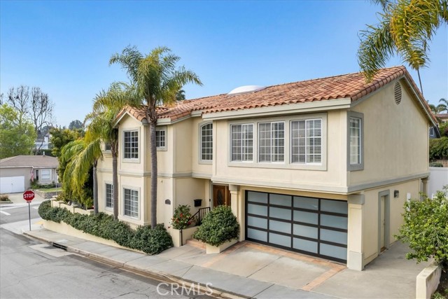 1161 8th St, Manhattan Beach, California 90266, 4 Bedrooms Bedrooms, ,2 BathroomsBathrooms,Residential,Sold,8th St,SB22018921