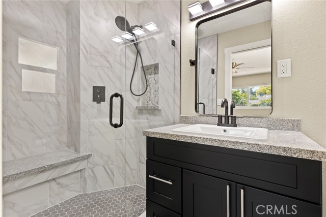 965 E 1st Avenue, Chico CA: https://media.crmls.org/medias/0e6663a0-6433-45db-96d6-ab70720b59f3.jpg