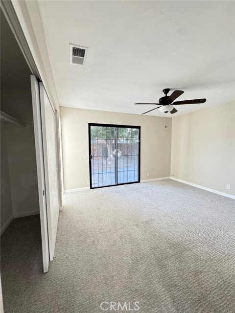15012 Chuparosa, Victorville CA: https://media.crmls.org/medias/0e674b3f-d2fe-4612-89d4-23383e28903c.jpg