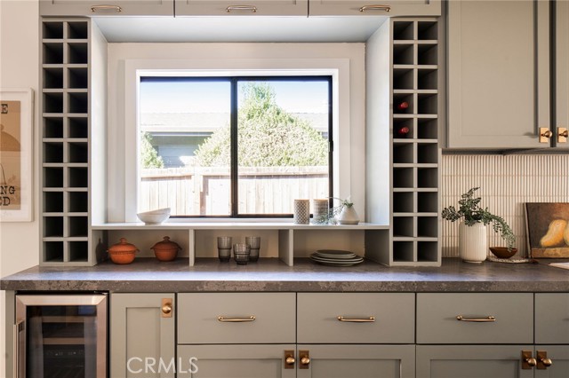 Detail Gallery Image 8 of 49 For 4843 Genevieve Ave, Los Angeles,  CA 90041 - 4 Beds | 3 Baths