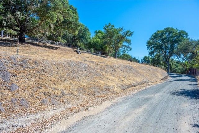 8315 Linda Vista Avenue, Atascadero CA: https://media.crmls.org/medias/0e679256-8193-418c-b430-d406bbafcd53.jpg